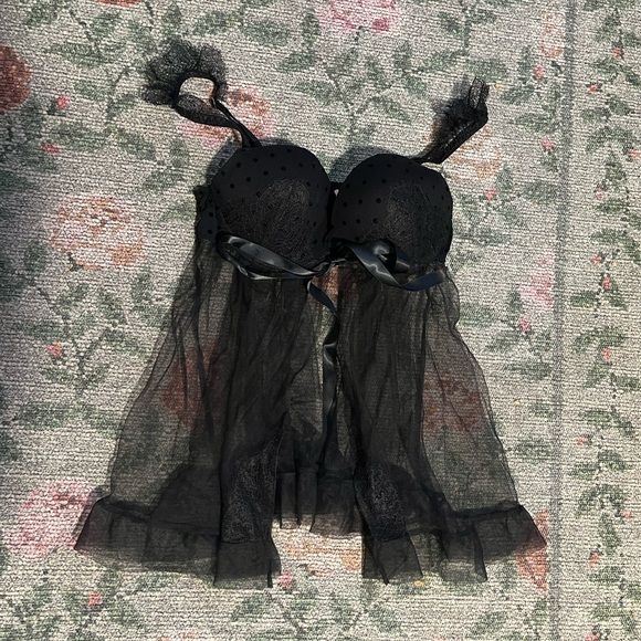 SOLD 🖤 - Picture 1 of 2